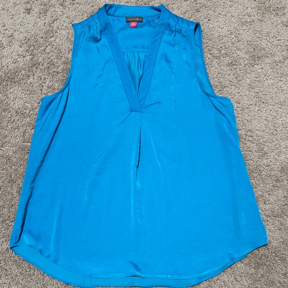 💜 3 for $10 Vince Camuto Vibrant Blue Sleeveless Blouse